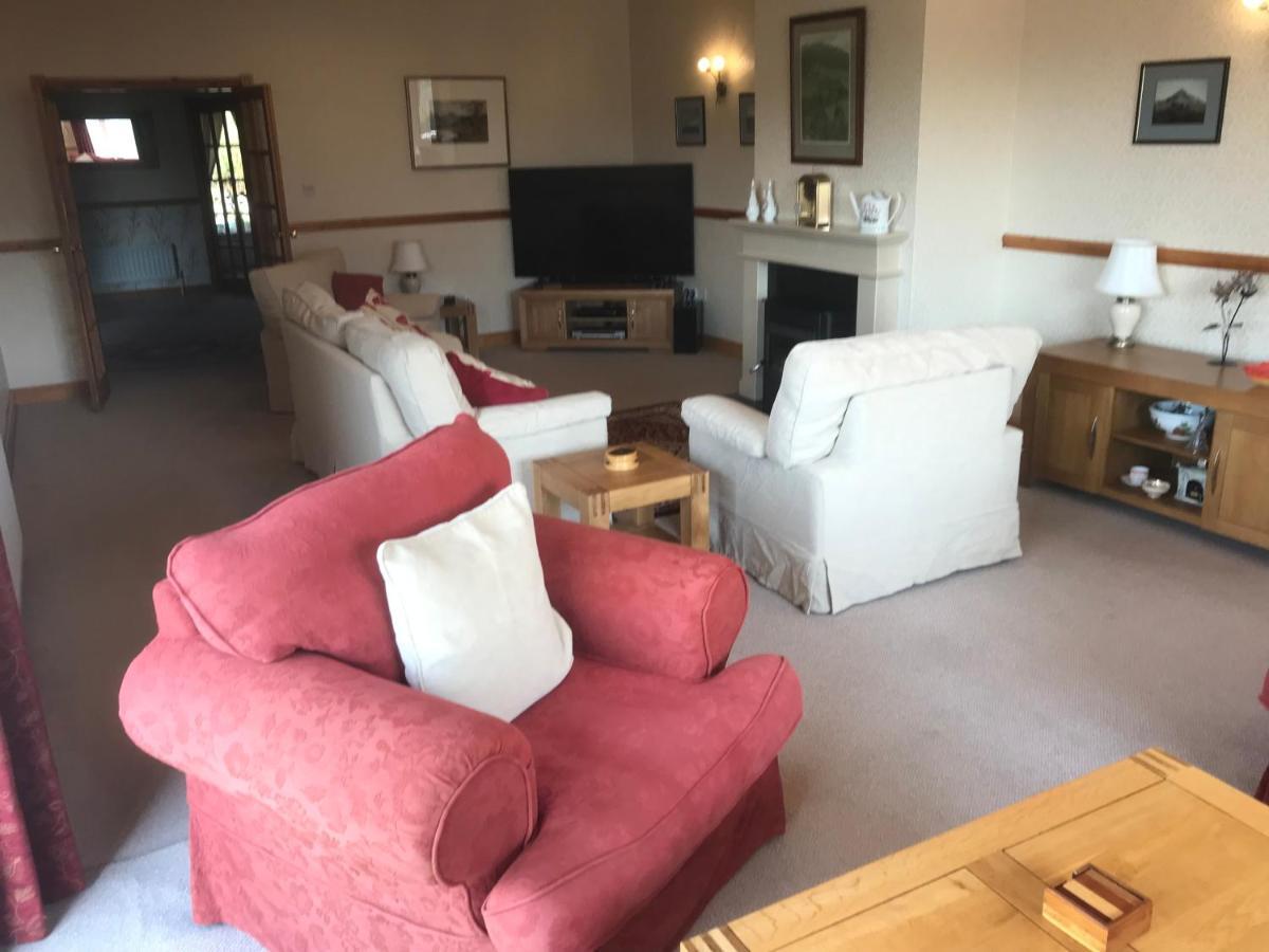 Heulwen Guest House Dolgellau Buitenkant foto